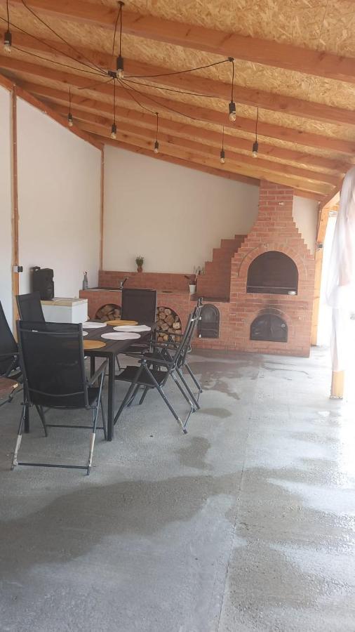 Casa De Vacanta Maga Dubova Ngoại thất bức ảnh