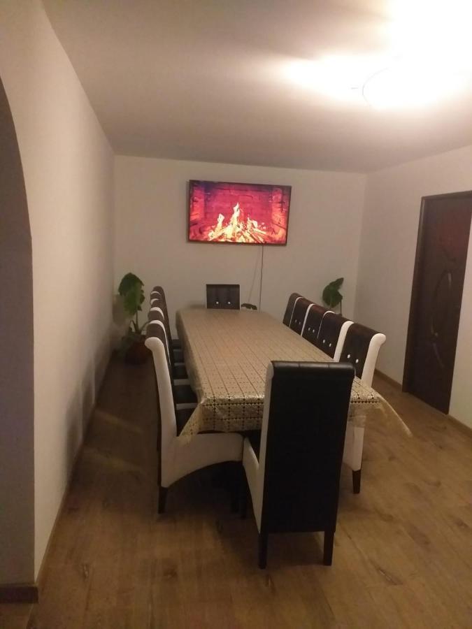 Casa De Vacanta Maga Dubova Ngoại thất bức ảnh